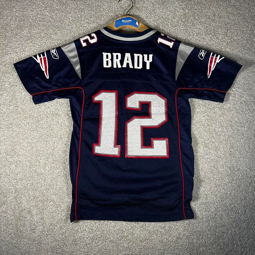 Vintage 2000s New England Patriots Tom Brady youth Reebok football jersey